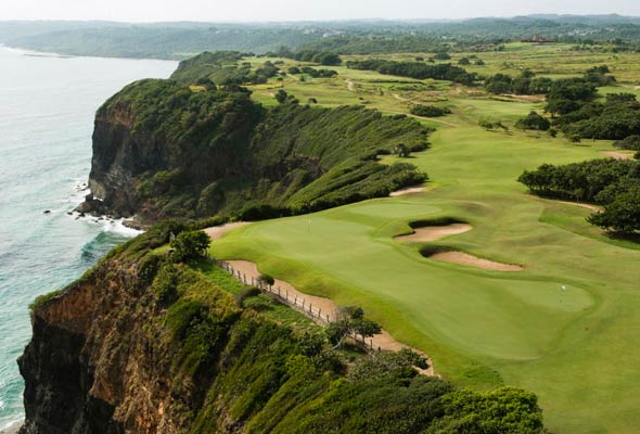 Royal Isabela Golf Club Logo